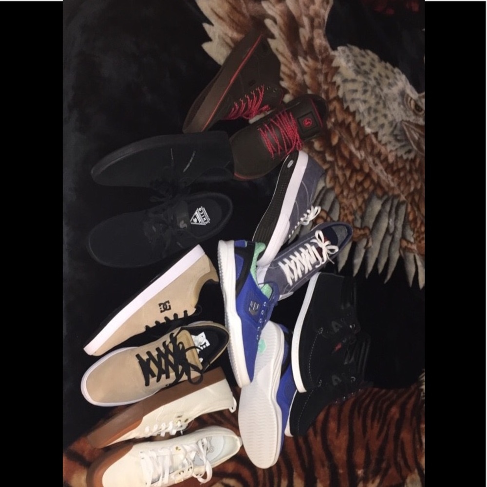 7 pairs of skateboard shoes size 11.5 and 12 $275